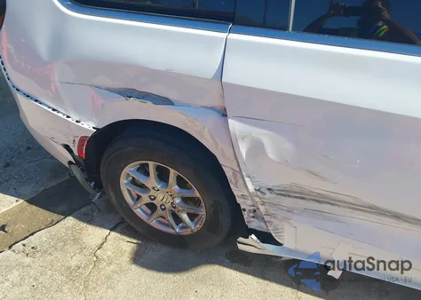 2025 Chrysler Pacifica Select from USA, damaged, VIN 2C4RC1BG6SR540976